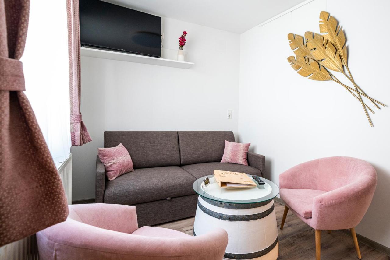 Winzerhof Lentsch Apartment Jois Luaran gambar